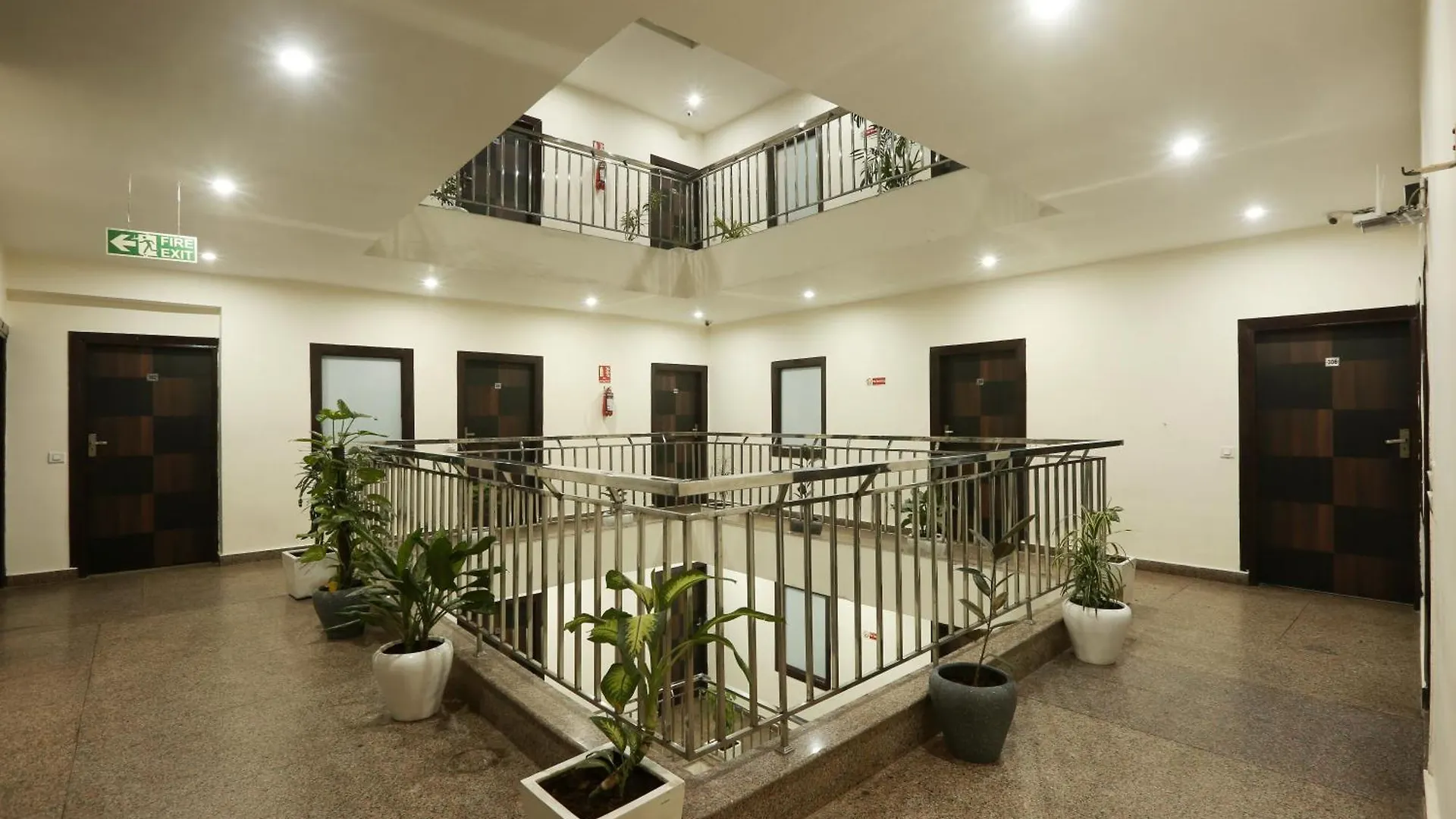 Hotel Edission View Near Delhi Airport New Delhi