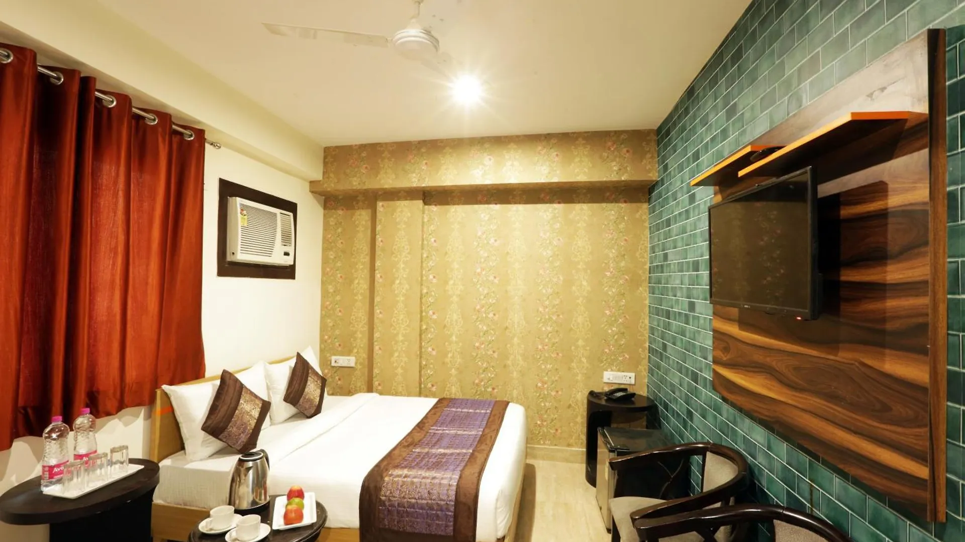 Hotel Edission View Near Delhi Airport New Delhi