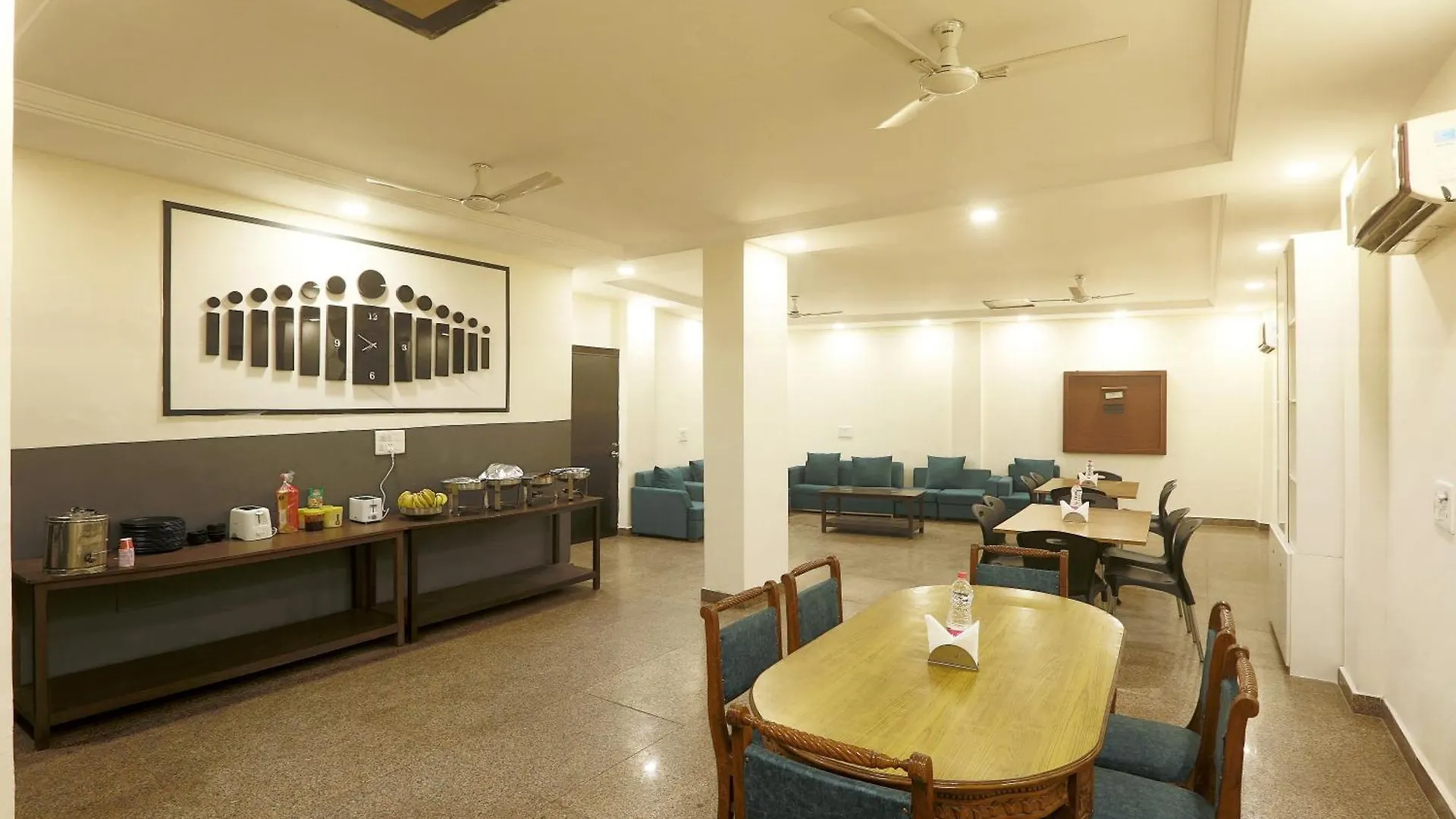 Hotel Edission View Near Delhi Airport New Delhi Bed & Breakfast